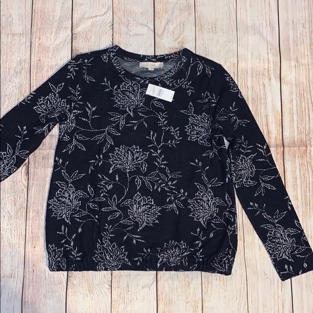 Loft Small Sweater - Picture 2 of 7
